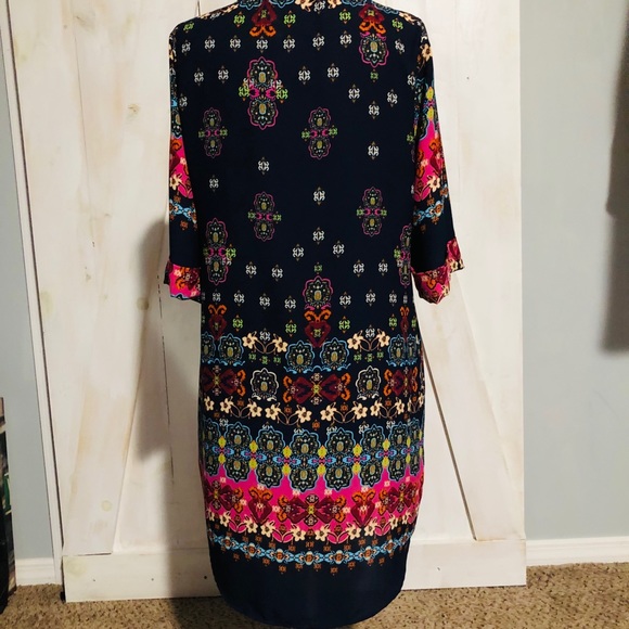 🌸 Renee C Multicolor Shift Dress 🌸 - Picture 3 of 5